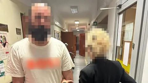 Ukradł torebkę z samochodu, zatrzymali go kilka przecznic dalej
