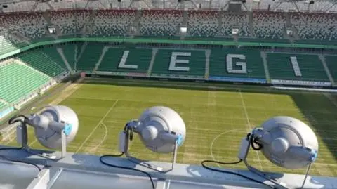 Wojewoda nie zamknie stadionu Legii dla kibiców 