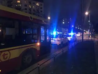 Autobus ostro hamował na Belwederskiej