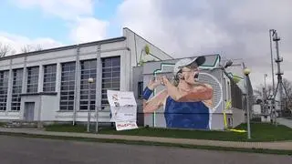 W Raszynie odsłonięto mural Igi Świątek