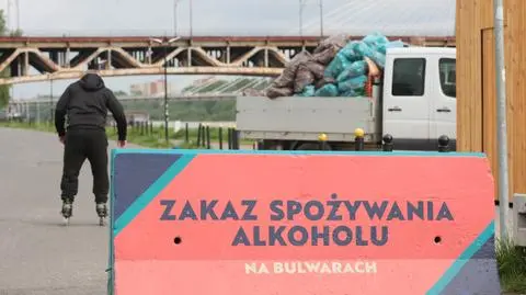 Z własnym alkoholem nad Wisłę? Radni nie zmienią zasad. "Zakaz trwa, dopóki mamy pandemię"