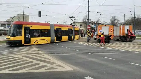 Na Chomiczówce wykoleił się tramwaj