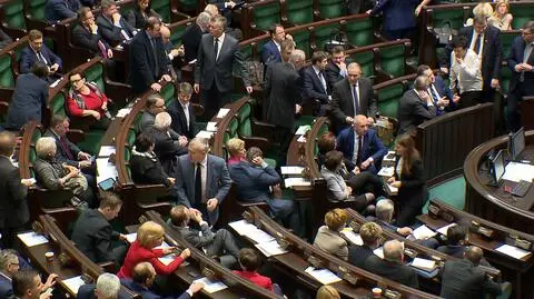 PiS-u problem z reprywatyzacją: myślą, czy poprzeć projekt PO