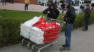 Związkowcy zbierają się na Torwarze