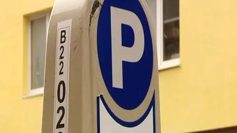 Długa kolejka po abonament. "To odosobniony przypadek"