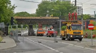 Przygotowania do rozbiórki wiaduktu nad Obozową