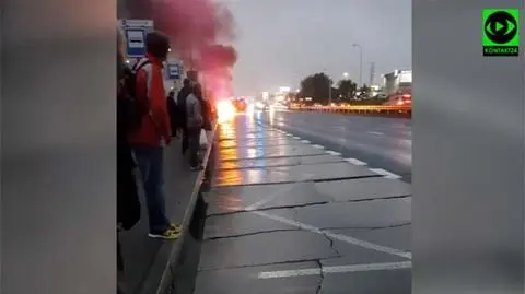 Pożar samochodu przy Zachodnim. "Doszczętnie spłonął"