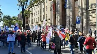 Związek Nauczycielstwa Polskiego zorganizował manifestację