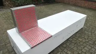 "Ławka niepodległości" w Łazienkach