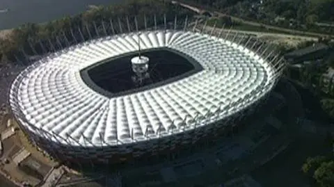 Narodowy czeka na murawę