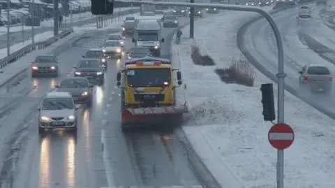 170 piaskarek na ulicach miasta
