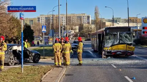 Po wypadku w alei Wilanowskiej w szpitalu zmarła druga osoba