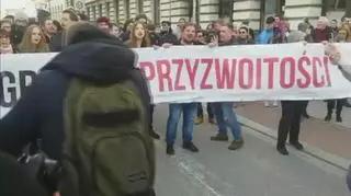 Marsz i kontrmanifestacja