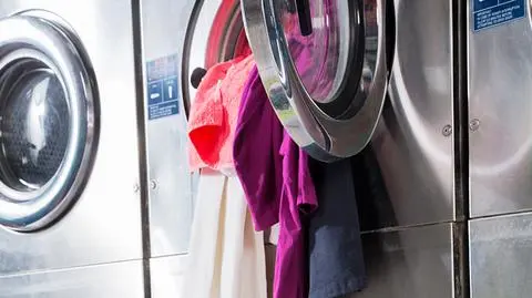Kto zaczynał w pralni, a kto na polu marchwi? Kandydaci po godzinach