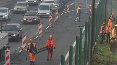 "Zero informacji, znaków". Internauci o pracach na Toruńskiej