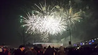 Fajerwerki rozświetliły niebo nad stolicą