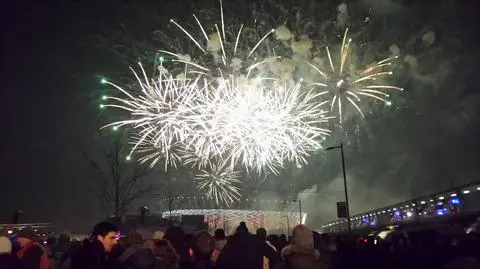 Tysiące osób witały nowy rok na błoniach Narodowego