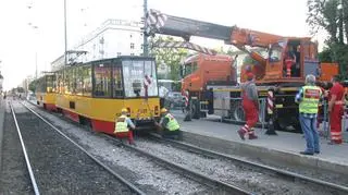 Na miejscu pracują służby