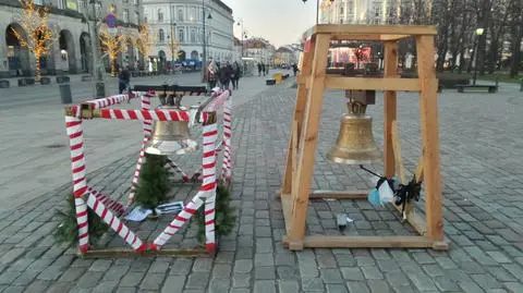 Wacławowi towarzyszy Maria. Drugi dzwon przy Krakowskim