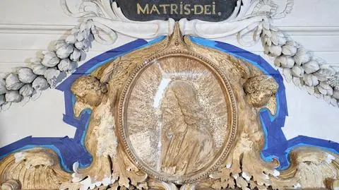 Odnawiają ołtarz w kościele na Czerniakowie. "Jedno z najwspanialszych dzieł architektury barokowej w Polsce"
