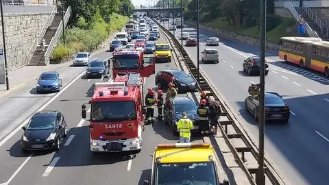 Zderzenie na Trasie Łazienkowskiej