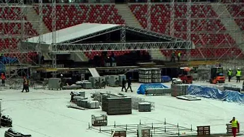 Na Narodowym rośnie scena