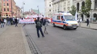 Służba zdrowia protestuje w Warszawie