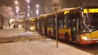 Autobusy nie mogą podjechać Belwederską