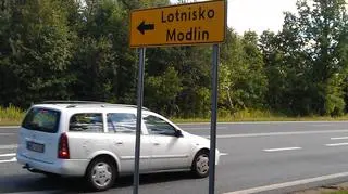 Po znakach do Modlina