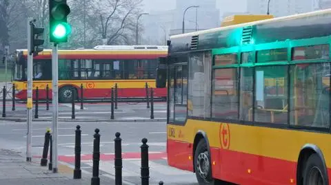 Zmiany tras, zawieszone linie. Komunikacja podczas ferii