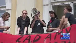 Studenci sprzeciwiają się Konstytucji dla Nauki