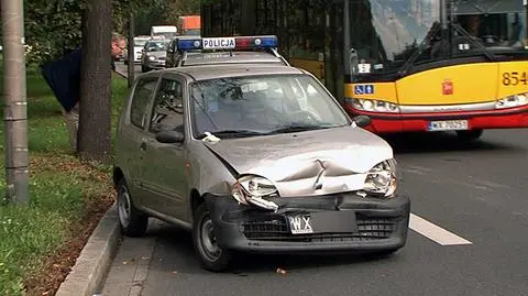 Zasłabł za kierownicą. Uderzył w "504"