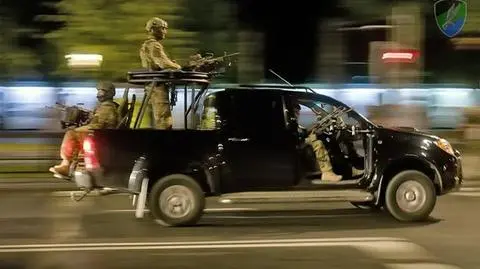 Nocny patrol GROM-u. Co robił na ulicach Warszawy?