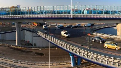 Budowa węzła Łopuszańska na finiszu