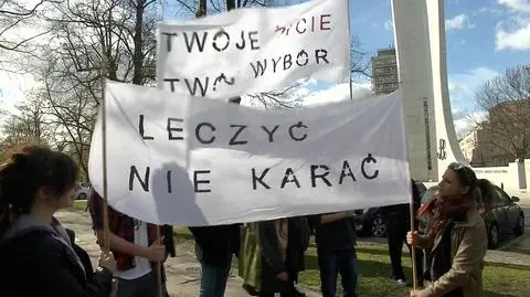 Chcą legalizacji marihuany. Znicze w intencji "ofiar prohibicji"
