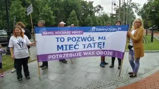 Protest ojców w Śródmieściu