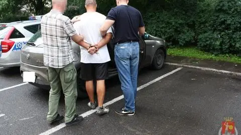 Rosjanin podawał się za ważnego urzędnika. "Zabrał pieniądze"