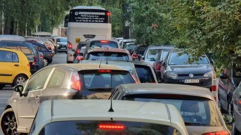 Paraliż na Sielcach. Autobusy utknęły w korkach na objazdach