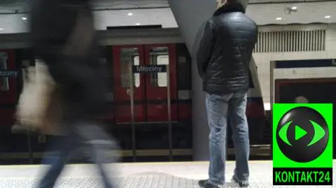 Wypadek na stacji Młociny. Pociąg metra potrącił mężczyznę