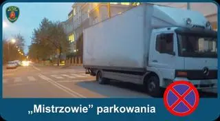 Stołeczni strażnicy miejscy wybrali październikowych "mistrzów" parkowania