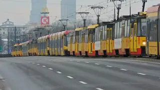 "Korek" tramwajów w alei Jana Pawła II