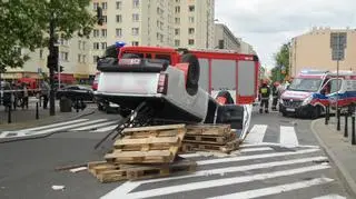 Zderzenie pickupa i pogotowia gazowego