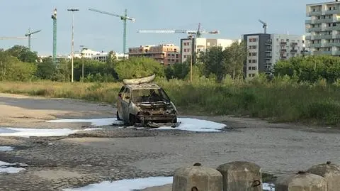 Samochód zapalił się w trakcie jazdy