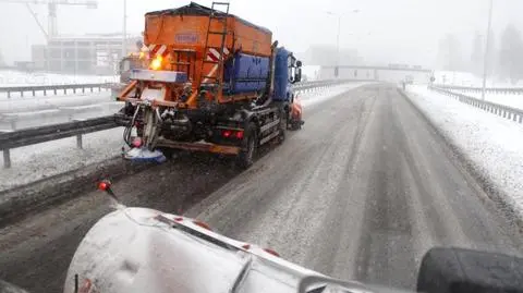 Nie odśnieżyli ulicy przed domem? Wyślij zgłoszenie mailem