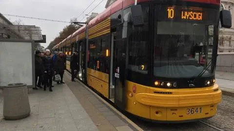 Bezdomny zatrzymał tramwaje na placu Politechniki