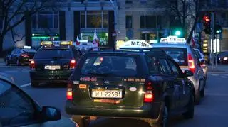 Protest taksówkarzy na rondzie