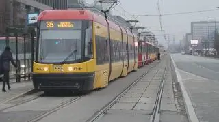 Tramwaje stanęły w korku