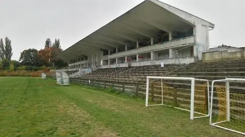 Obawy o przyszłość zabytkowego stadionu. Zaczną remont od... rozbiórki