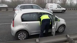 Policjanci przeszukali samochód