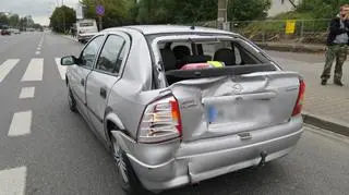 Zderzenie autobusu i samochodu osobowego